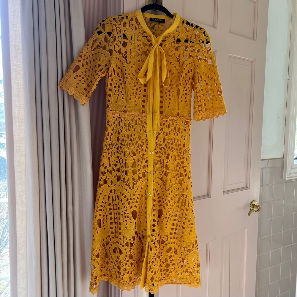 FEW MODA Lace Dress with Bow
